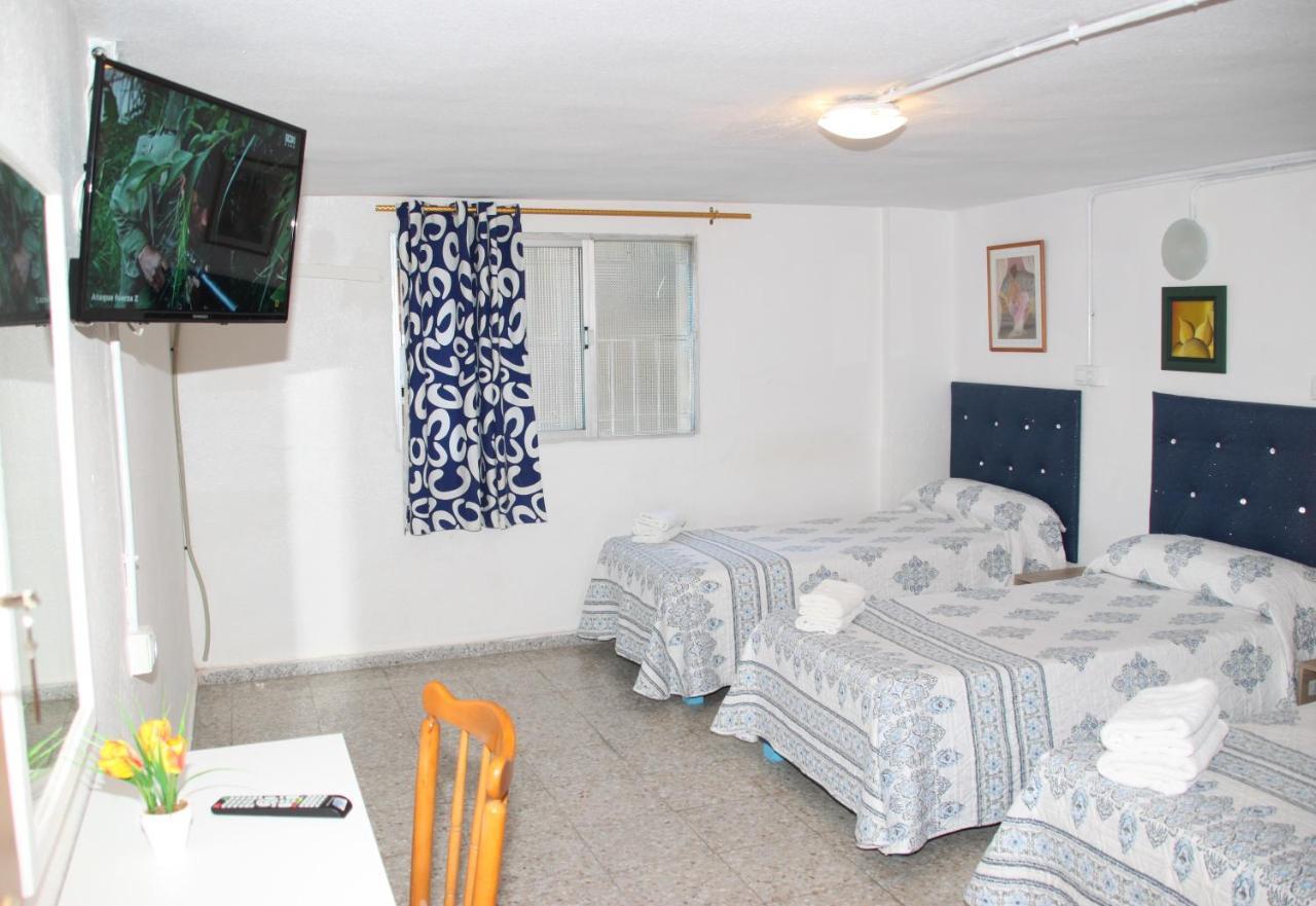 Pension La Lambra Azul Alicante Buitenkant foto